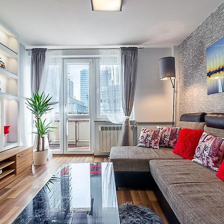 Panska 3 - Apartment With Balcony By Noclegi Renters Varsó Kültér fotó